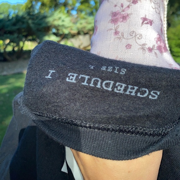 Miguel War & Leisure Album Pullover Black Distressed - Picture 6 of 14